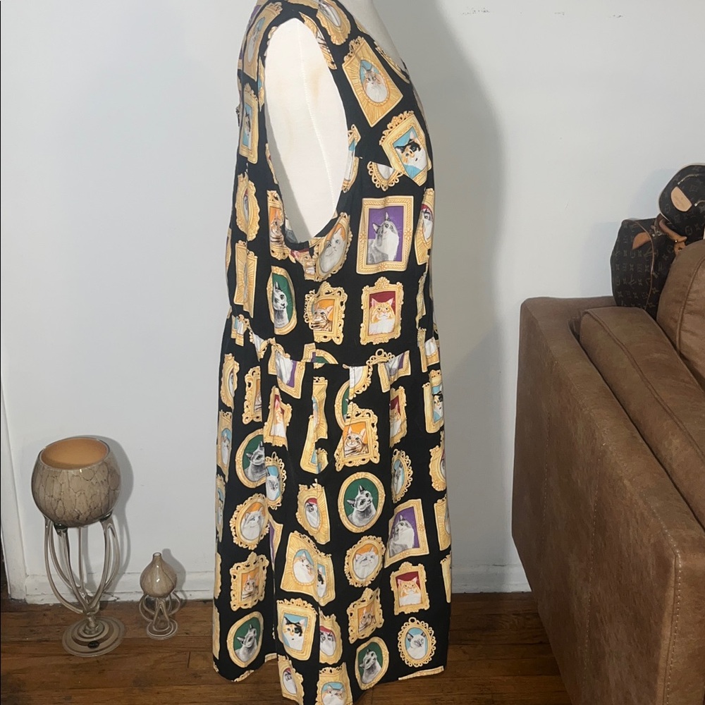 Retrolicious Cat Novelty Frame Print Sleeveless Dress - Picture 4 of 10